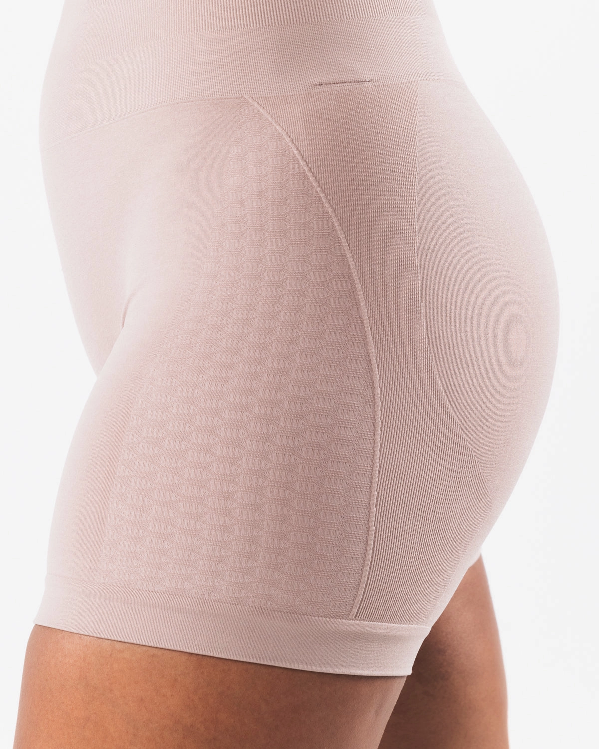 Amplify Contour Short 5" - Porcelain